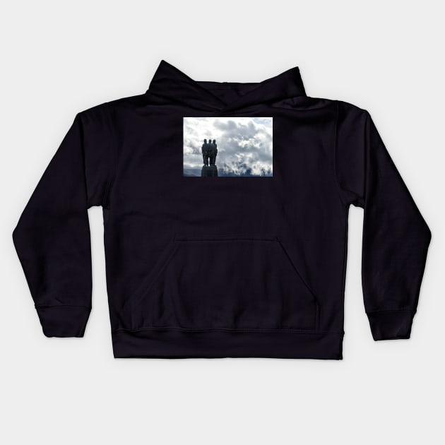 Looking towards the mountains - Commando Memorial, Spean Bridge Kids Hoodie by richflintphoto